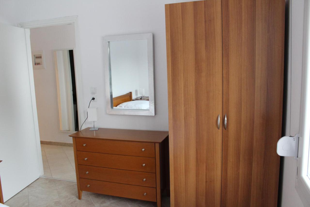 Pares Comfort Apartment Nea Karvali Exterior photo